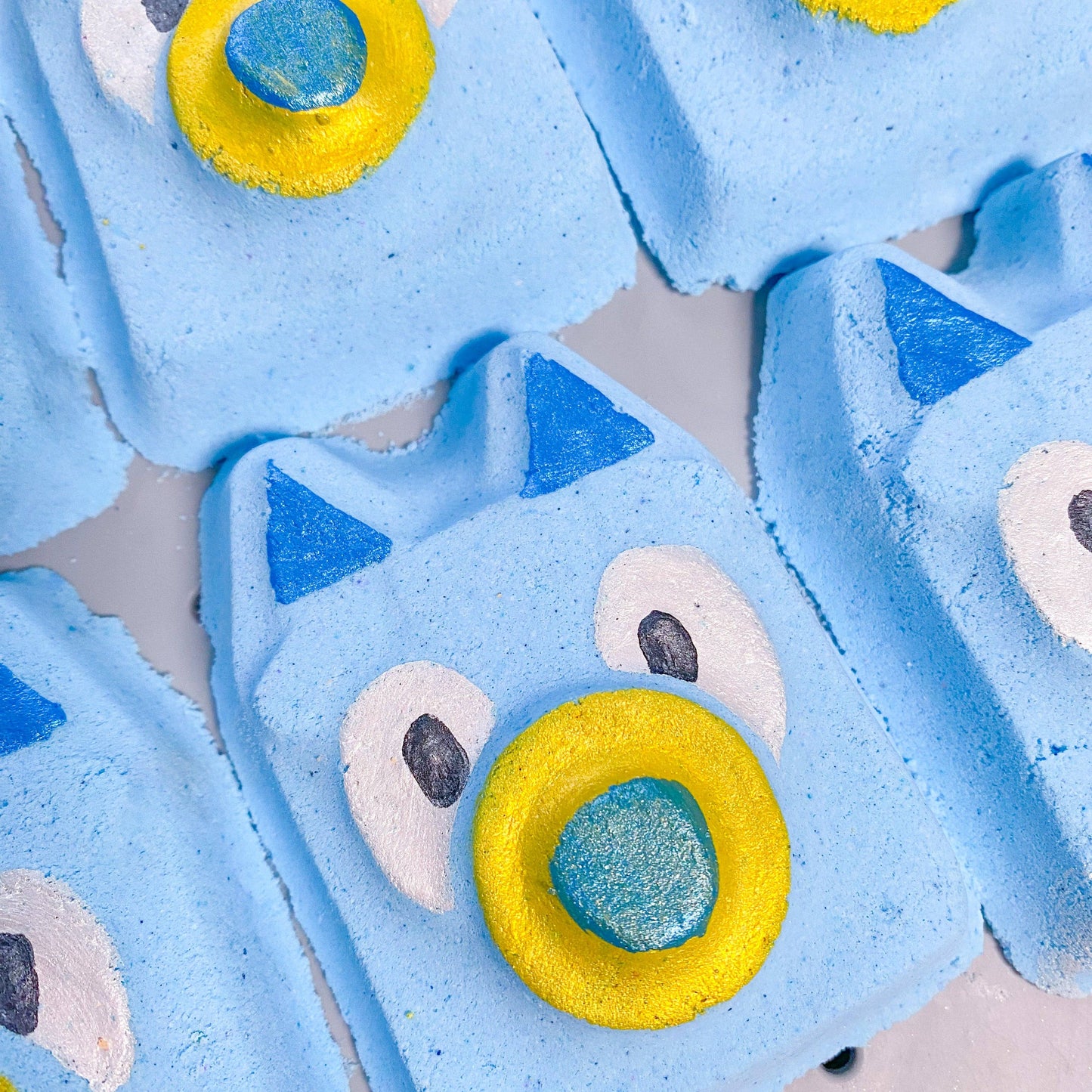 Bluey Dog Bath Bomb