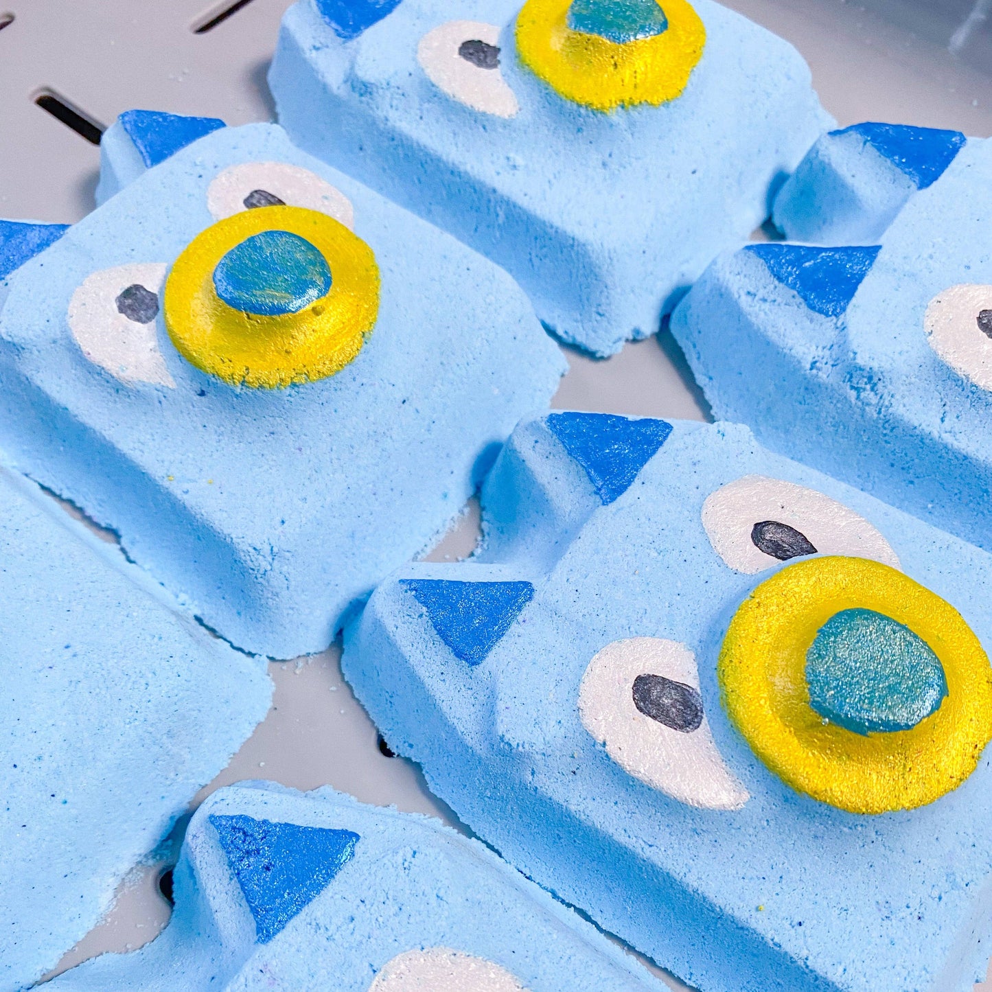 Bluey Dog Bath Bomb