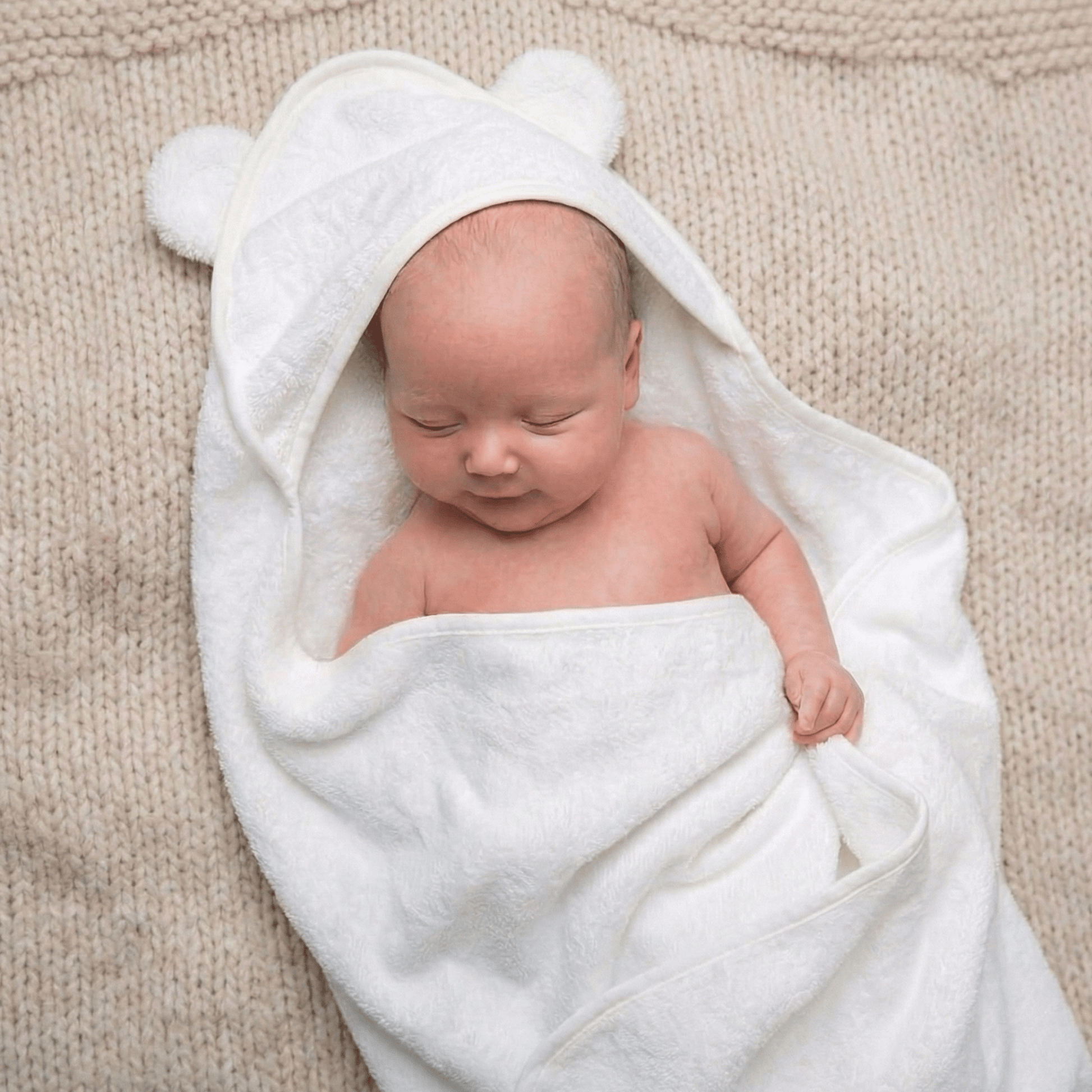 Ultra - Soft Bamboo Hooded Towel - Bath Buddy